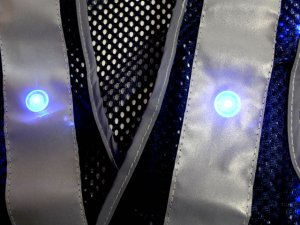 画像4: 冬用 エアースルー安全ベスト  青色 LED安全ベスト　紺メッシュｘシルバー反射  着丈40cmショート丈