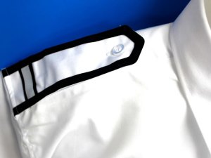 画像2: 【女子用】　夏　肩章（反射）付き　白色ワイシャツ　長袖/半袖