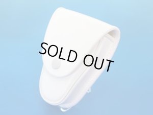 画像2: キーケース　白　クラリーノ製　14.5cmｘ10cmｘ6cm　台形型